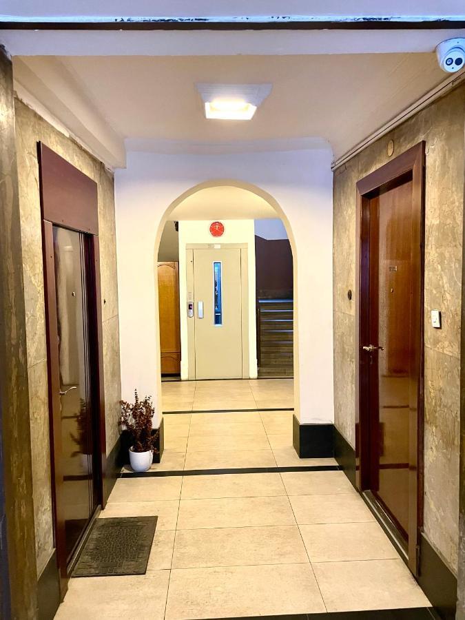 Triangle City Apartment 1 Belgrad Exteriör bild