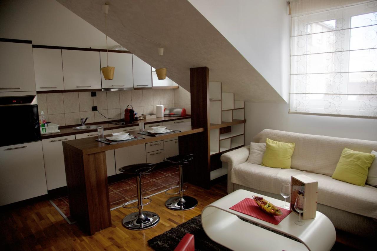 Triangle City Apartment 1 Belgrad Exteriör bild